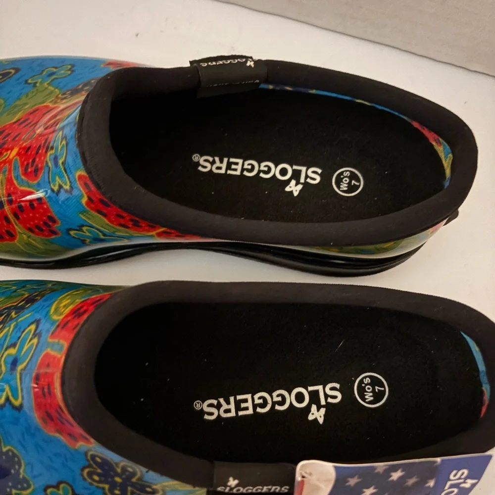 NWT blue floral waterproof rugged outdoor slip on sloggers clogs size 7@ - Picture 4 of 7
